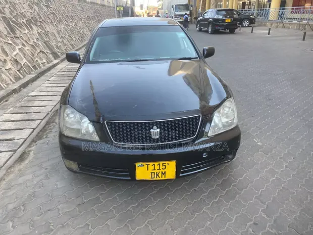 Toyota Crown 2006 Black - 1