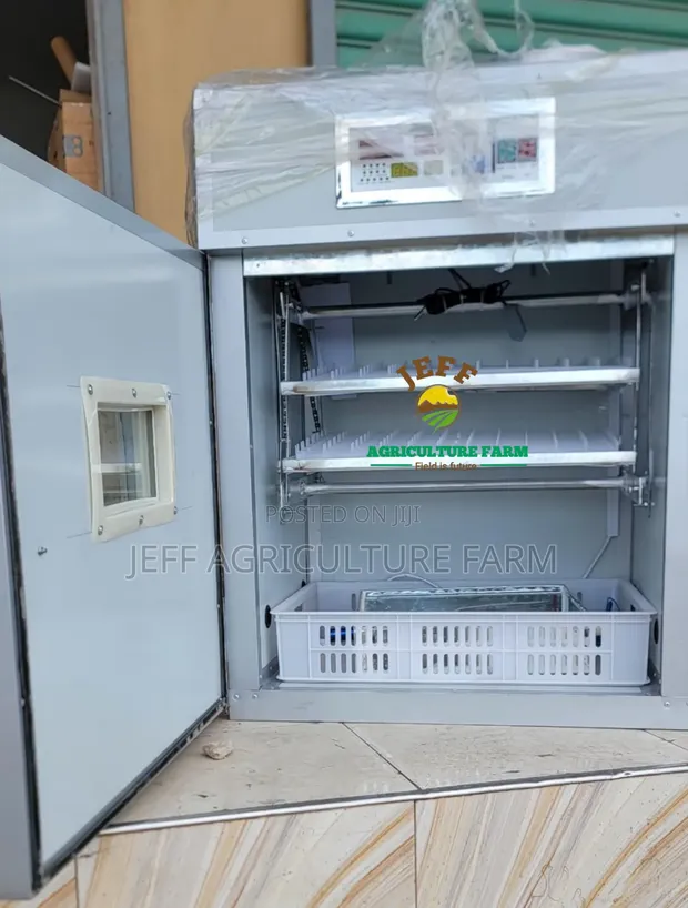 176 Egg Capacity Automatic Incubator - 1
