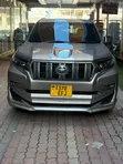 Toyota Land Cruiser Prado 2015 Silver - 3