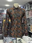 Shati la Presidential Style La Rangi Nyeusi na Machungwa La Paisley - 3