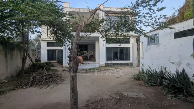 8 Bedroom House for Rent in The Villa, Oyster Bay - 1