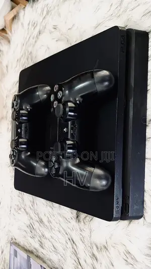PS4 Slim 500GB Console