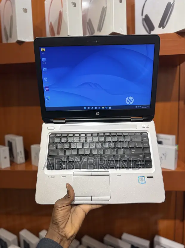 HP ProBook 640 G3 Laptop - Core i7, 8GB RAM, 256GB SSD - 1
