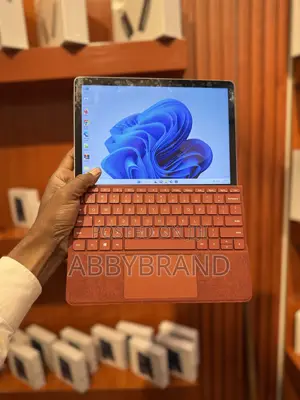 Microsoft Surface Go 2 10" 8GB RAM 128GB SSD
