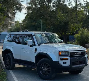 2025 Toyota Land Cruiser Prado VX