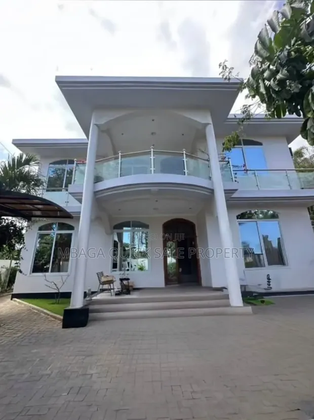 Nyumba ya Vyumba 4 vya Kulala Mikocheni B, Oyster Bay Inauzwa - 1