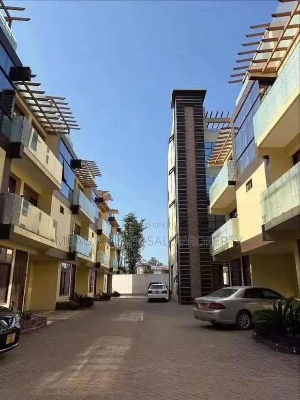 Furnished 3-Bedroom Villa for Rent in Ada Estate - 1