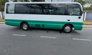 Nissan Civilian 2005 Bus