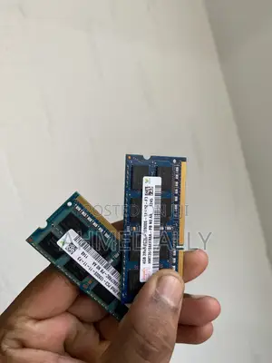 SK Hynix DDR3L RAM 4GB 1600MHz