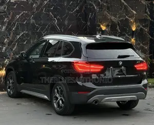BMW X1 xDrive28i AWD 2016 Nyeusi