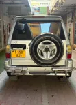 Toyota Land Cruiser Prado 2002 Nyeupe - 4