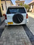 Toyota RAV4 Base AWD 2001 Off White - 1