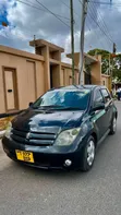 Toyota IST 2005 Nyeusi - 2
