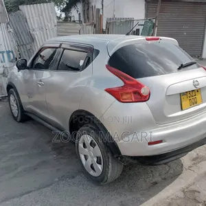 Nissan Juke 2011 Nyeupe