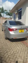 Toyota Mark X 2.5 AWD Sedan 2015 - 2