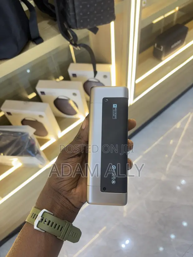 Cuktech Power Bank 25000mAh 210W - 1