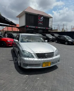 Toyota Crown Athlete 2006 Silver
