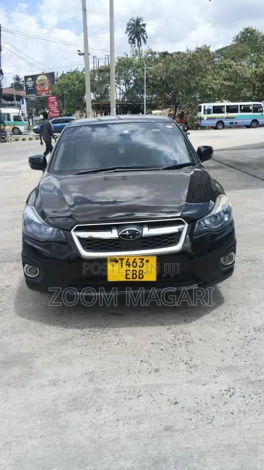 Subaru Impreza 2012 Nyeusi - 1