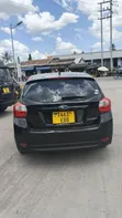 Subaru Impreza 2012 Nyeusi - 3