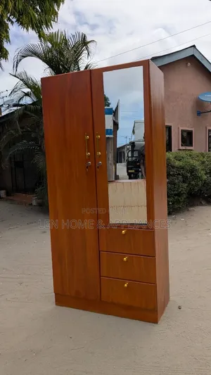 Kabati la Nguo la Wood-Mode la Milango Miwili la Kifahari