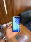 Apple iPhone 11 64GB Nyeupe - 3
