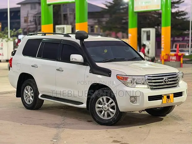 Toyota Land Cruiser GX Series 200 2009 - 1