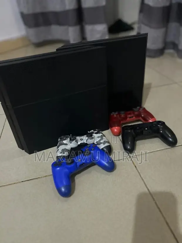 Playstation 4 (PS4) - Imetumika - 1