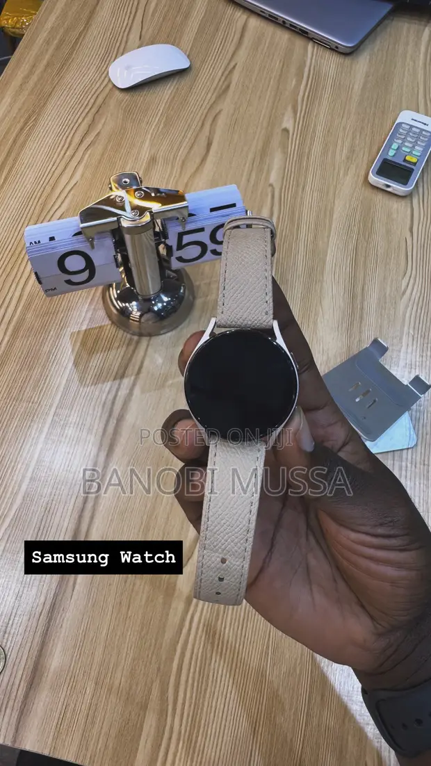 Samsung Watch 5 40mm Used - 1