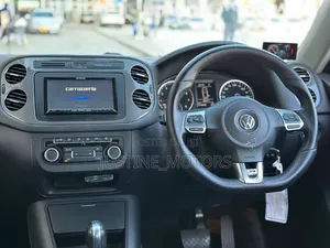 Volkswagen Tiguan 2012 R-Line