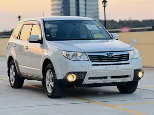 Subaru Forester 2009 Nyeupe