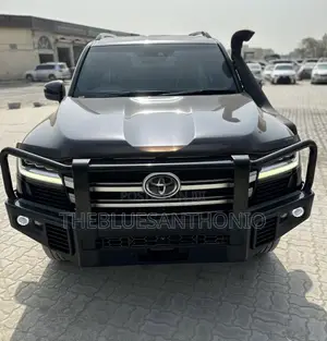 Toyota Land Cruiser VXR 2023 Bluu
