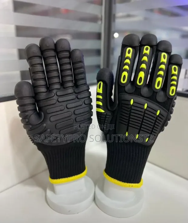 Anti-Vibration / Anti-Impact Gloves - 1