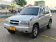 Suzuki Escudo 2005 Nyeupe - 4