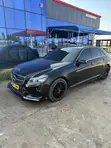 Mercedes-Benz E200 2014 Nyeusi - 4