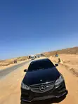 Mercedes-Benz E200 2014 Nyeusi - 5
