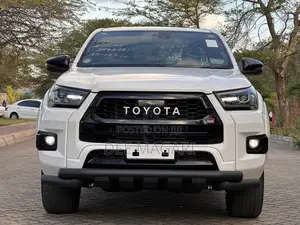 Toyota Hilux 2023 GR Sport Double Cabin