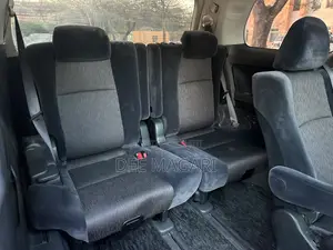 Toyota Alphard 2009 - Nyeupe