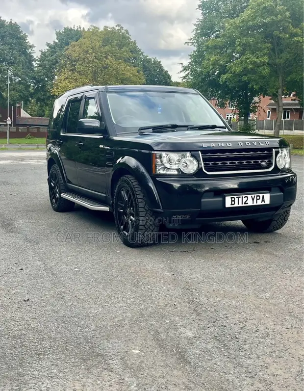 Land Rover Discovery 2012 Black - 1