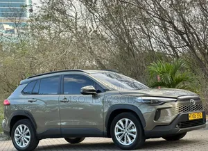 Toyota Corolla Cross 2025 Hybrid Nyeusi