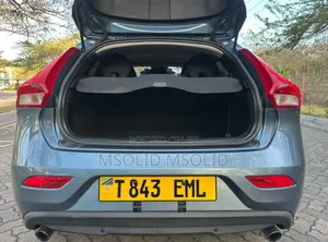 Volvo V40 2014 Kijivu