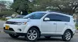 Mitsubishi Outlander 2011 Nyeupe - 4
