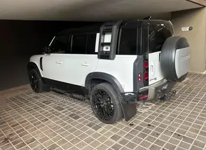Land Rover Defender Mpya 2023