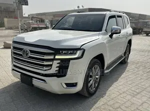 2023 Toyota Land Cruiser Sahara ZX 3.3L Diesel
