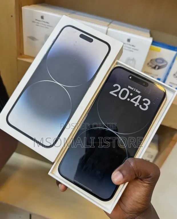 New Apple iPhone 14 Pro Max 128GB Black - 1
