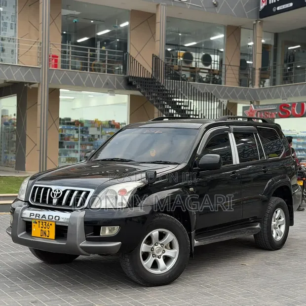 Toyota Land Cruiser Prado 2005 Nyeusi - 1