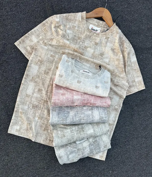T-Shirt za Mikono Mifupi za Mfumo wa Rangi Nyingi - 1