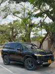 Toyota Land Cruiser LC300 2024 Nyeusi Matt - 2