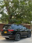 Toyota Land Cruiser LC300 2024 Nyeusi Matt - 3