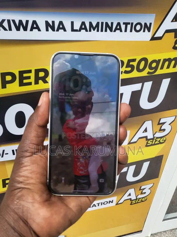 Apple iPhone 14 128GB Nyeupe - 1