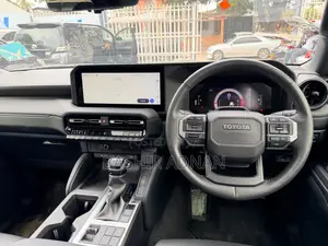 2025 Toyota Land Cruiser LC250 VX